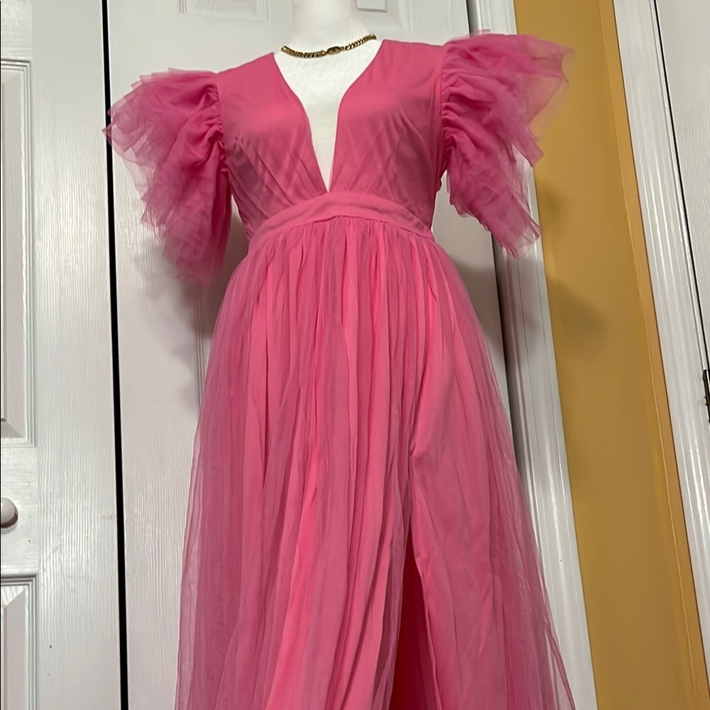 NWOT Pink Ruffled Tiered Maxi Gown with Plunge Neckline - Picture 7 of 7